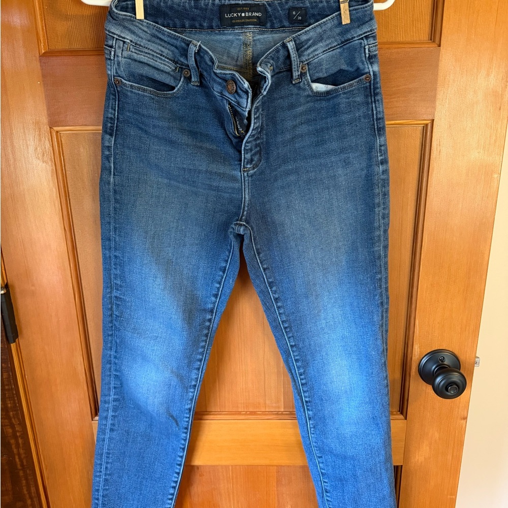 Lucky Brand Women’s Medium Blue Skinny Jeans Size 6
